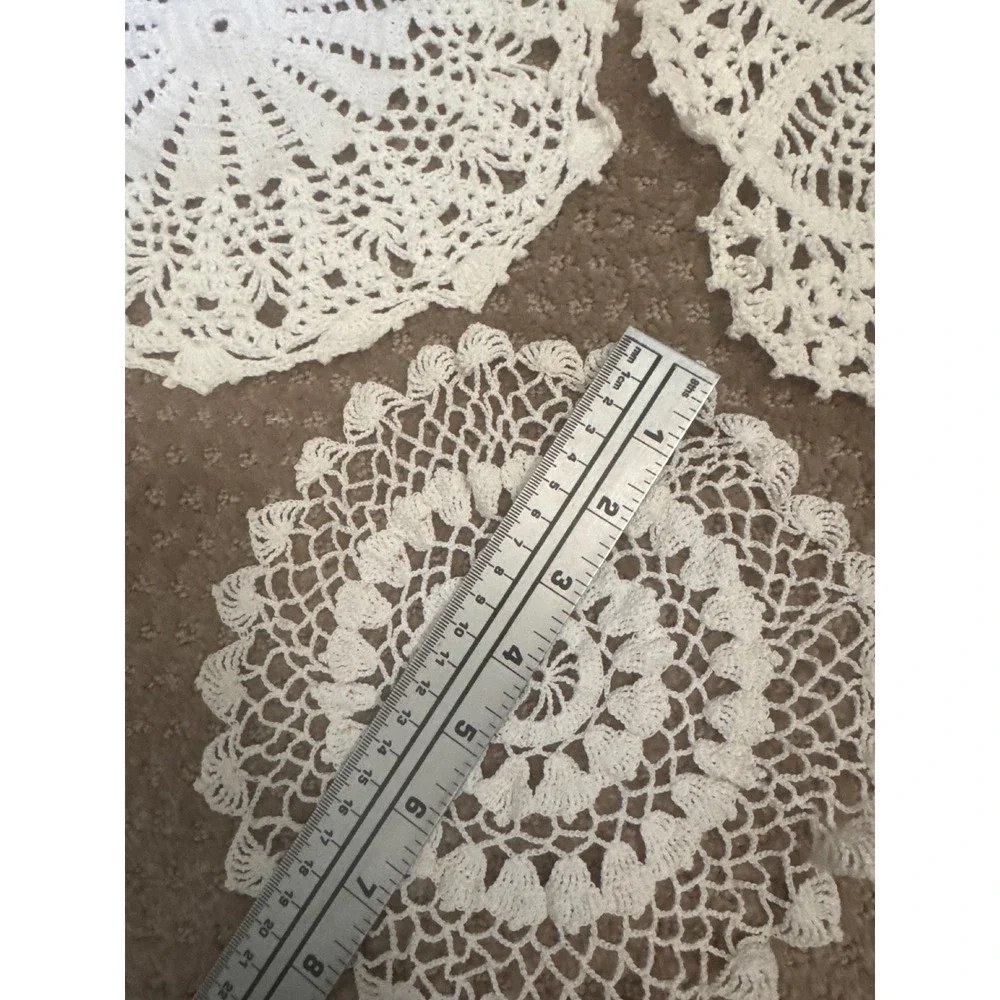 Vintage White Hand Crochet Lace Doily Set of 3 Round Cotton Table Linens 1247
